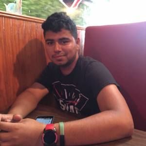 Meet your Posher, Carlos